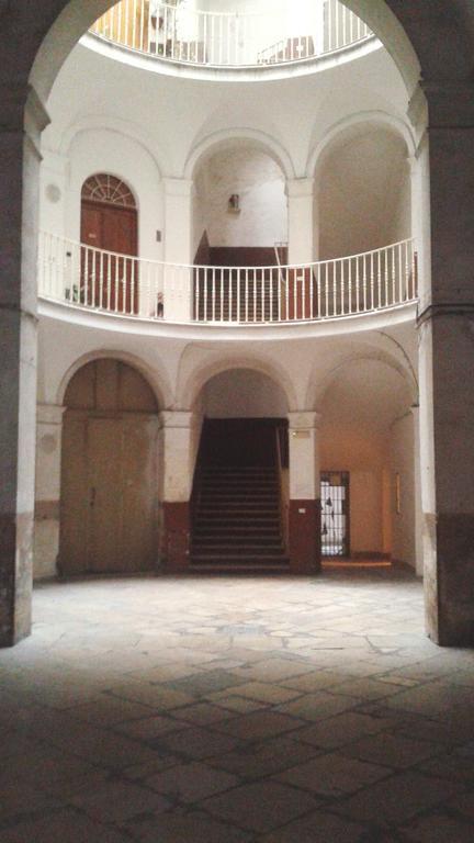 Comfort As Usual Bari Esterno foto