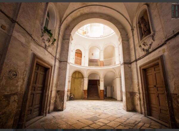 Comfort As Usual Bari Esterno foto