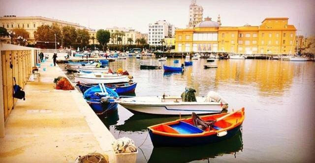 Comfort As Usual Bari Esterno foto