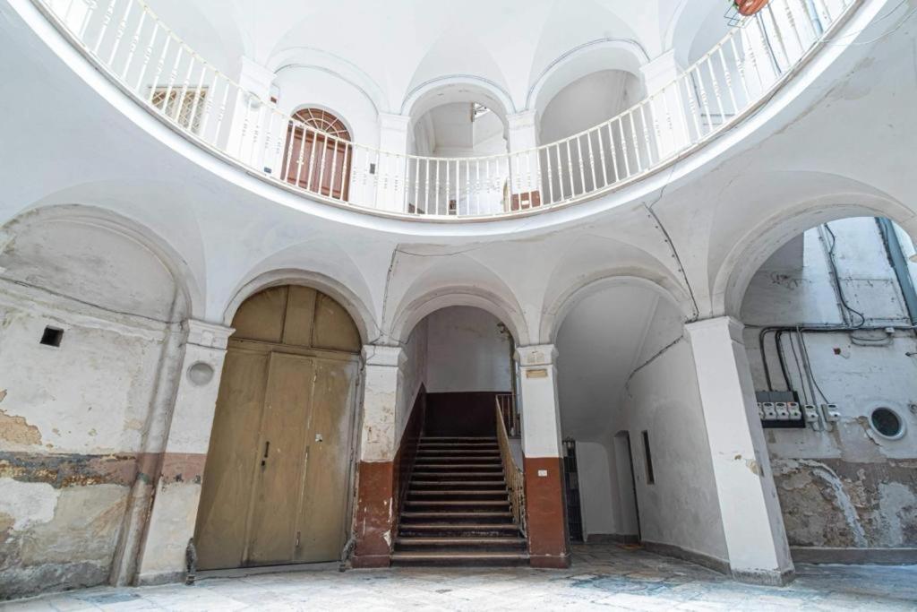 Comfort As Usual Bari Esterno foto