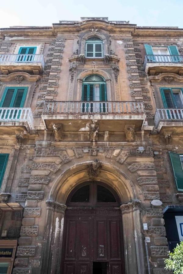 Comfort As Usual Bari Esterno foto